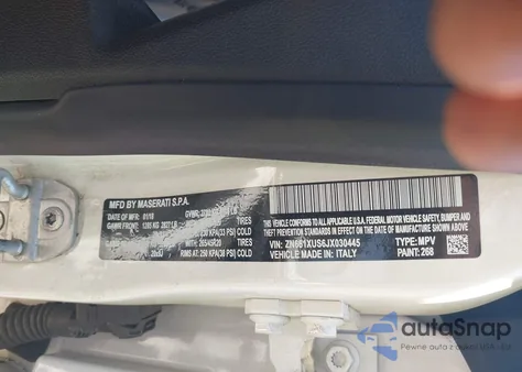 2018 Maserati Levante Gransport z USA, uszkodzony, nr VIN ZN661XUS6JX259627